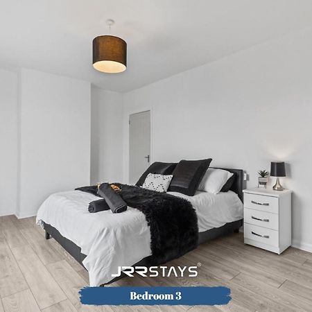 Nuneaton - Ideal 3 Bedroom, Wi-Fi Parking, Sleeps 6 - Jrr Stays Luaran gambar