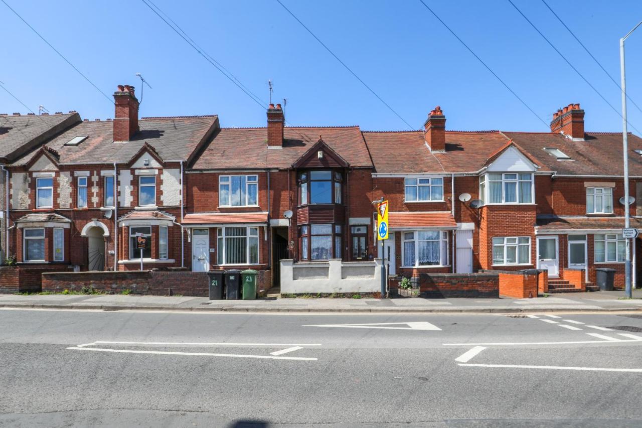 Nuneaton - Ideal 3 Bedroom, Wi-Fi Parking, Sleeps 6 - Jrr Stays Luaran gambar