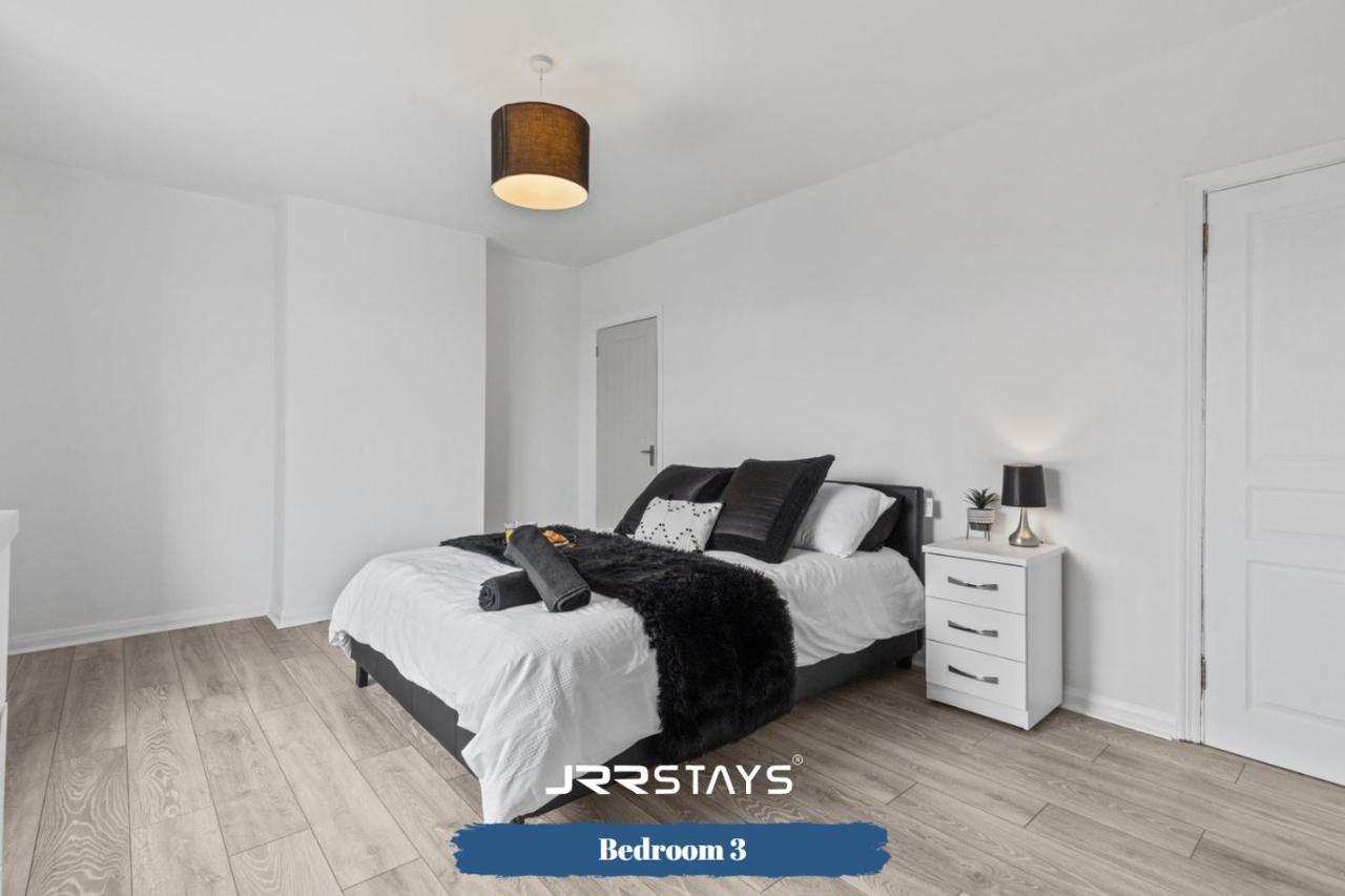 Nuneaton - Ideal 3 Bedroom, Wi-Fi Parking, Sleeps 6 - Jrr Stays Luaran gambar
