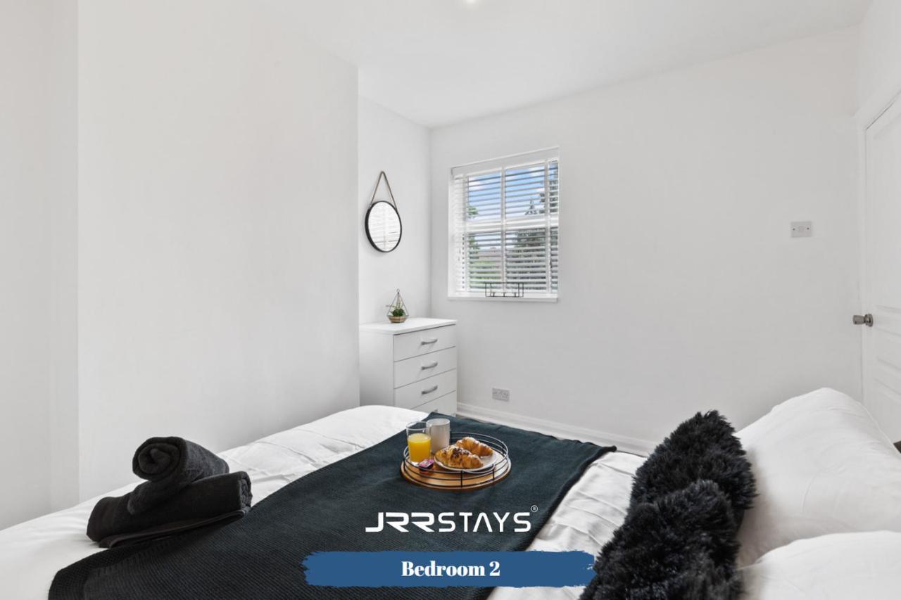 Nuneaton - Ideal 3 Bedroom, Wi-Fi Parking, Sleeps 6 - Jrr Stays Luaran gambar